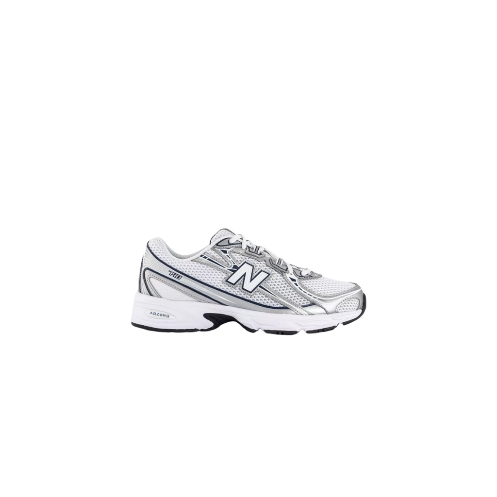 New Balance 740