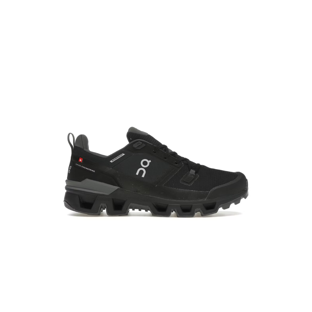 On Running Cloudwander Waterproof